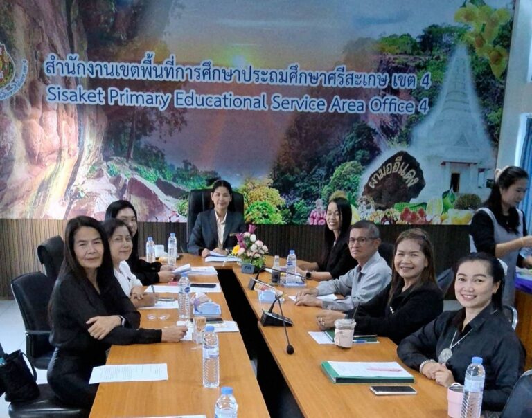 การคัดเลือกข้าราชการครูและบุคลากรทางการศึกษา (บุคลากรในสำนักงานเขต) เพื่อรับรางวัล “ครูหัวใจทองคำ” ประจำปี พ.ศ. 2569