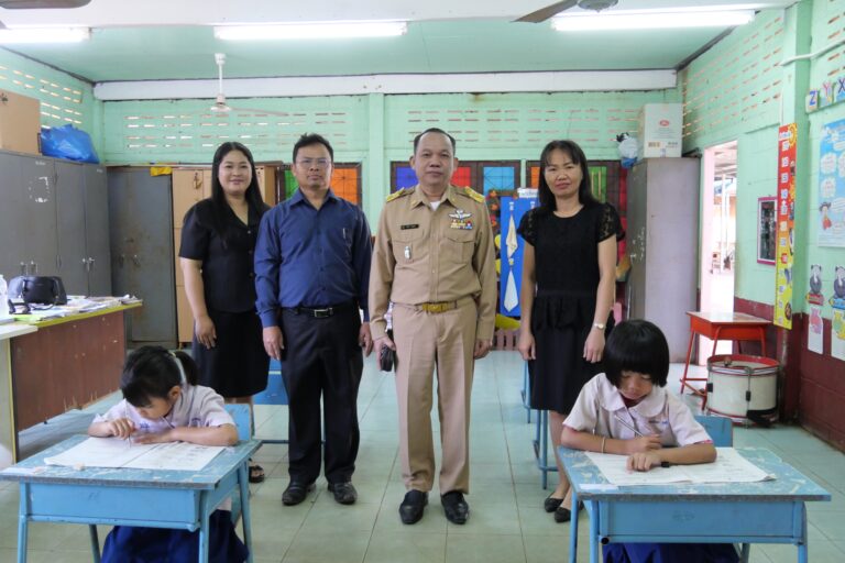 ตรวจเยี่ยมให้กำลังใจสนามสอบการประเมินความสามารถด้านการอ่านของผู้เรียน (RT) ชั้นประถมศึกษาปีที่ 1 ปีการศึกษา 2568