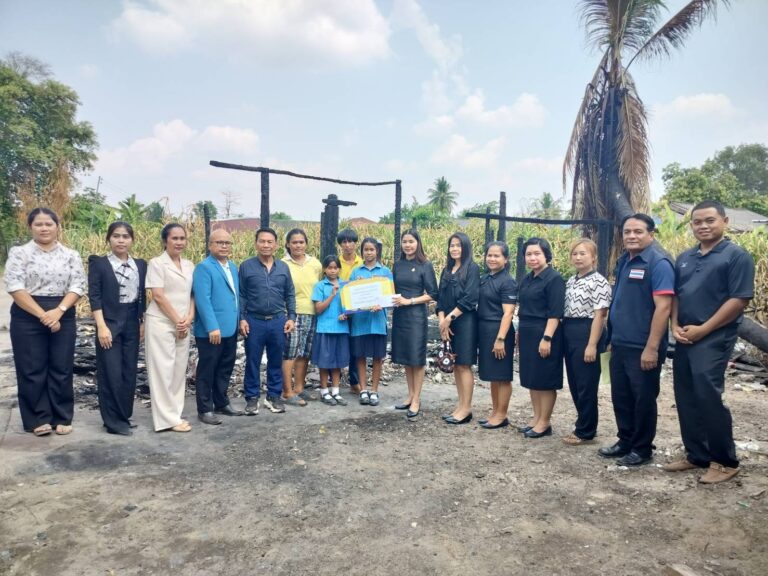 ลงพื้นที่เยี่ยมให้กำลังใจและมอบเงินกองทุนสานฝันปันน้ำใจ ช่วยเหลือครอบครัวนักเรียน โรงเรียนบ้านปะทาย ที่ประสบอัคคีภัย