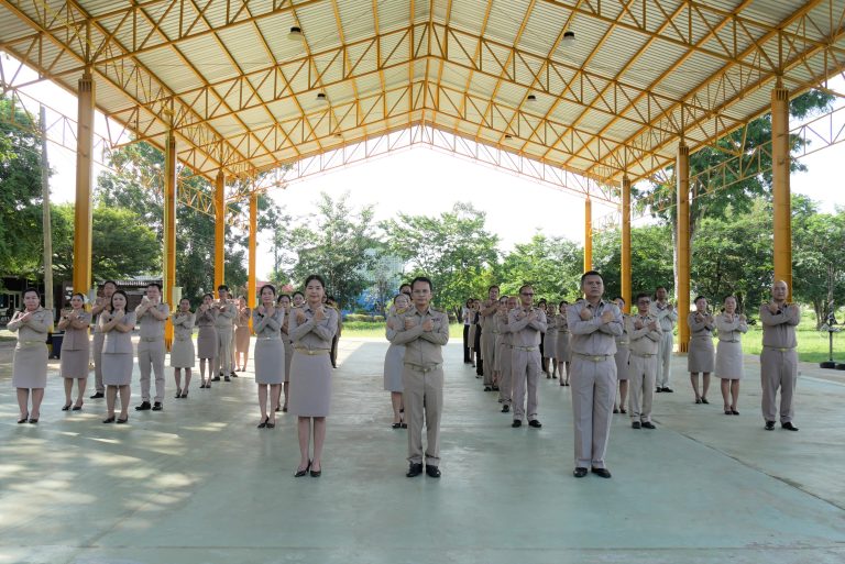 กิจกรรมเข้าแถวเคารพธงชาติ สวดมนต์ไหว้พระ กล่าวคำปฏิญญาเขตสุจริต ประจำเดือนสิงหาคม 2569