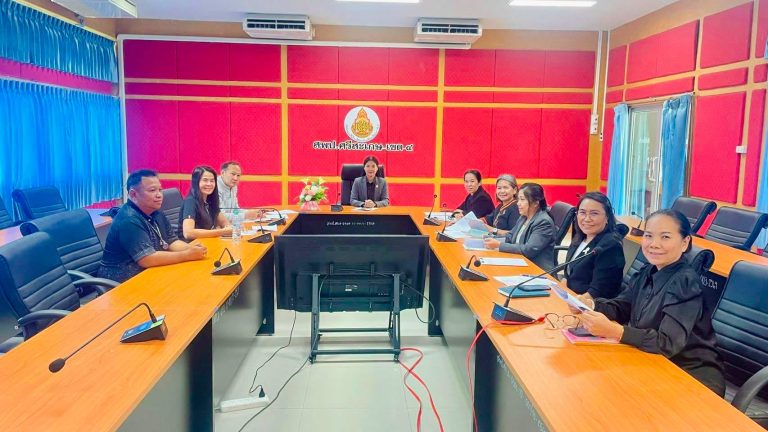 ประชุมคณะกรรมการกลั่นกรองการจัดกรอบพนักงานราชการ